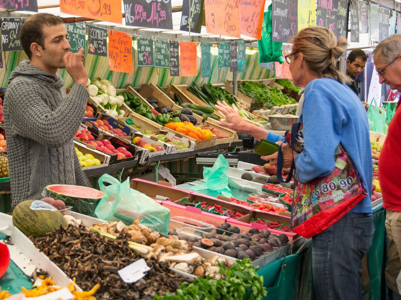 MARCHÉ DU VENDREDI 1er NOVEMBRE 2024